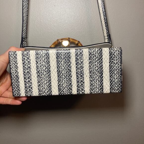 MMS Faux Snake Print Rigid Mini Purse/Crossbody Statement Bag Black/White Wood - Picture 11 of 12